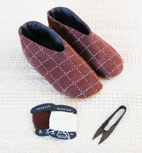 Load image into Gallery viewer, Sashiko Winter Booties - PDF Tutorial