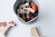 Load image into Gallery viewer, Cat Basket - PDF Tutorial
